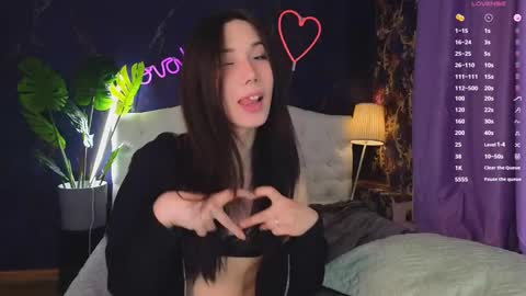 Snapshot of kaiasunshine chatting on March 10, 6:12 pm Kaia Monday Thursday FridaySaturdaySunday online show from March 10, 6:12 pm