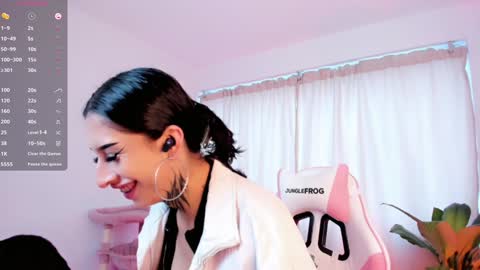 Snapshot of kali_ka chatting on January 28, 1:16 pm Kali Ka Please help me with your thumbs up its important dont forget my birthday on October 26 online show from January 28, 1:16 pm