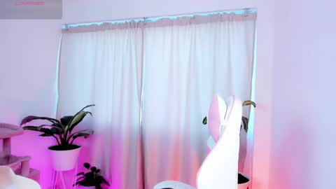 Snapshot of kali_ka chatting on March 8, 12:52 pm Kali Ka Please help me with your thumbs up its important dont forget my birthday on October 26 online show from March 8, 12:52 pm