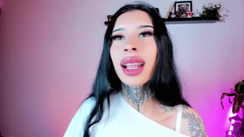 Snapshot of kali_ka chatting on September 24, 6:25 pm Kali Ka Please help me with your thumbs up its important dont forget my birthday on October 26 online show from September 24, 6:25 pm