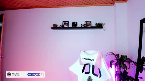 Kali Ka Please help me with your thumbs up its important   dont forget my birthday on October 26 online show from November 29, 2:46 am