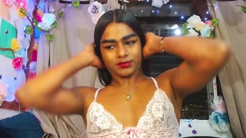 Snapshot of karly_coffe chatting on January 29, 10:16 am KARLY. online show from January 29, 10:16 am