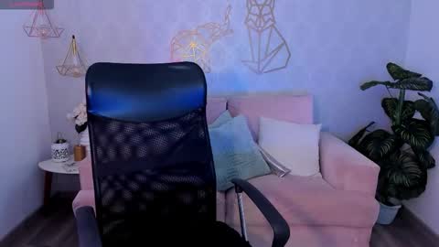 Snapshot of kassmonroe chatting on September 16, 9:19 pm kassmonroe online show from September 16, 9:19 pm