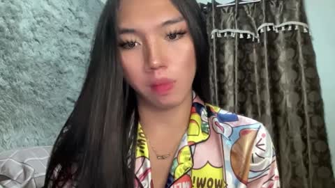 Snapshot of kat_hollandx chatting on February 27, 12:56 pm Majesty online show from February 27, 12:56 pm