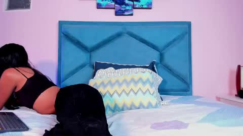 Snapshot of kataleyaa_horny chatting on December 28, 12:26 am kataleya horny online show from December 28, 12:26 am