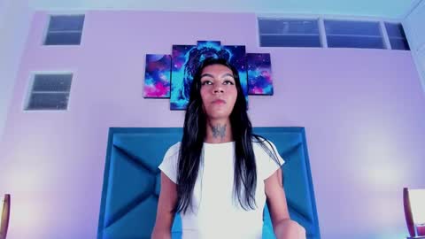 Snapshot of kataleyaa_horny chatting on January 11, 1:48 am kataleya horny online show from January 11, 1:48 am