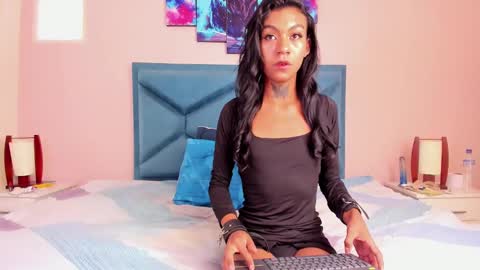 Snapshot of kataleyaa_horny chatting on January 26, 1:36 pm kataleya horny online show from January 26, 1:36 pm
