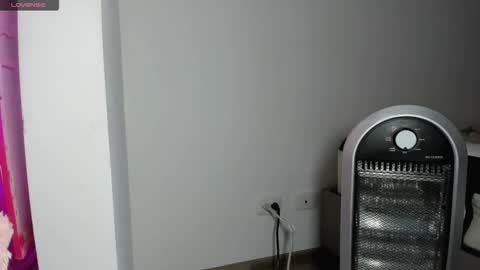 katalinaferreirax online show from September 12, 2:20 am