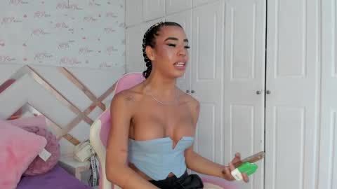 Kata Millants online show from January 22, 4:13 am