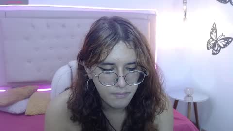 Snapshot of kate_pickman chatting on January 16, 2:30 am kate online show from January 16, 2:30 am