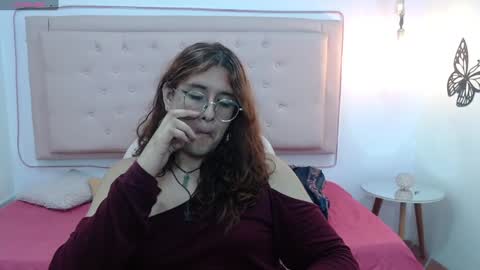 Snapshot of kate_pickman chatting on January 18, 3:02 am kate online show from January 18, 3:02 am
