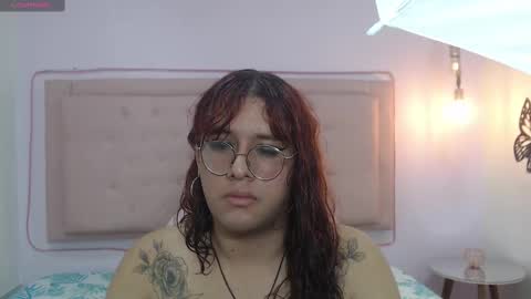 Snapshot of kate_pickman chatting on February 14, 4:15 am kate online show from February 14, 4:15 am