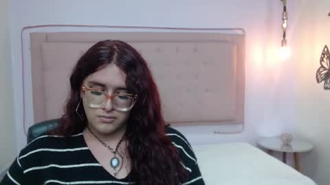 Snapshot of kate_pickman chatting on September 9, 2:43 am kate online show from September 9, 2:43 am