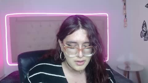 Snapshot of kate_pickman chatting on October 3, 4:34 am kate online show from October 3, 4:34 am