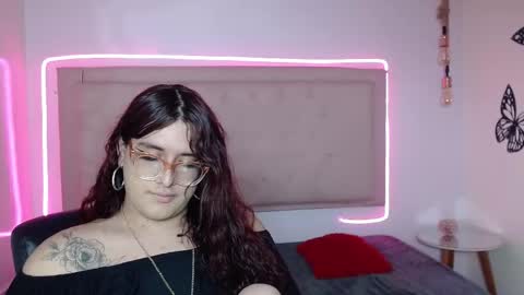 Snapshot of kate_pickman chatting on October 9, 4:03 am kate online show from October 9, 4:03 am