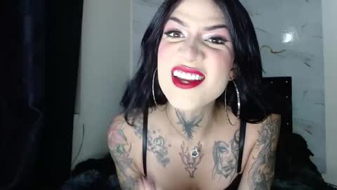 Snapshot of katherinblake chatting on October 14, 1:06 am Katherin online show from October 14, 1:06 am