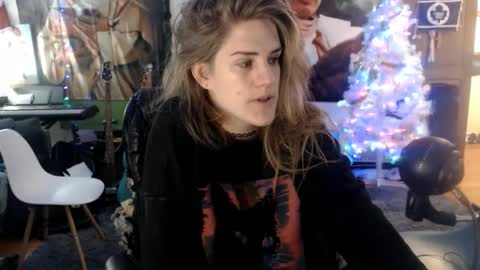 Snapshot of katiecutie_5 chatting on January 11, 4:16 am Katie online show from January 11, 4:16 am