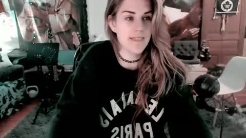 Snapshot of katiecutie_5 chatting on March 1, 7:09 am Katie online show from March 1, 7:09 am