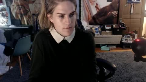 Snapshot of katiecutie_5 chatting on September 17, 4:50 am Katie online show from September 17, 4:50 am