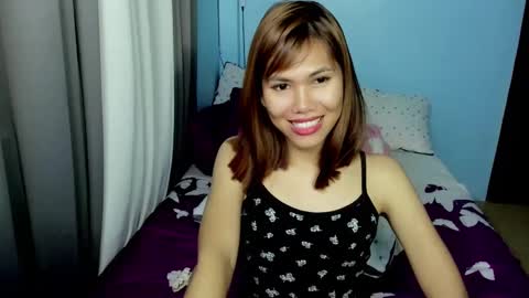 Snapshot of katrina_foxxx chatting on January 2, 6:01 pm katrina_foxxx online show from January 2, 6:01 pm