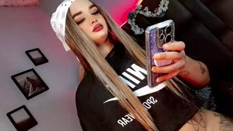 Snapshot of kattie_sweet_ chatting on October 2, 10:31 pm kattie_sweet_ online show from October 2, 10:31 pm
