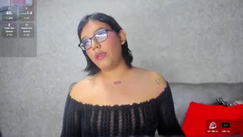 K A T T Y online show from October 19, 3:04 pm