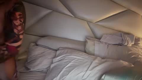 Emily online show from February 25, 1:10 am