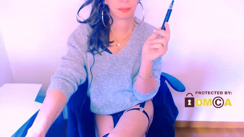 Kay online show from December 6, 8:21 am