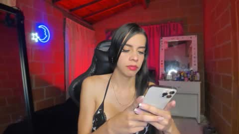 Snapshot of kayle______ chatting on September 23, 10:49 pm INSTAjohedija online show from September 23, 10:49 pm