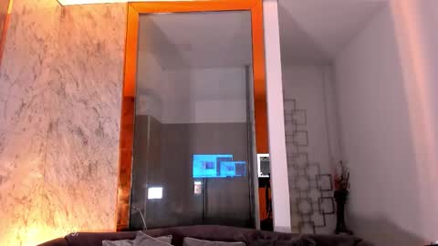 Snapshot of keila_mendoza chatting on September 16, 5:45 am Keila online show from September 16, 5:45 am