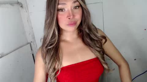 Snapshot of kellyclarksonx chatting on December 24, 10:28 pm its me KELLY online show from December 24, 10:28 pm