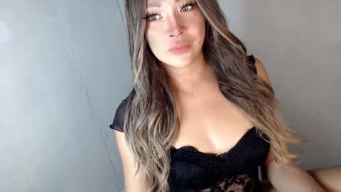 Snapshot of kellyclarksonx chatting on March 5, 2:42 am its me KELLY online show from March 5, 2:42 am