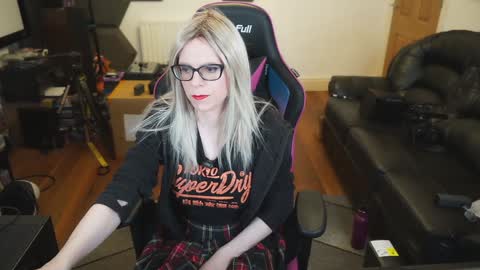 Snapshot of kelseycobalt chatting on January 8, 10:27 pm kelseycobalt online show from January 8, 10:27 pm