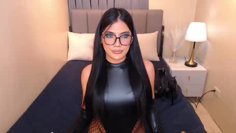 kelsie_silva online show from November 28, 9:49 pm