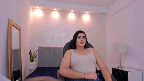 Snapshot of kendall_roous chatting on September 30, 8:09 pm kendall_roous online show from September 30, 8:09 pm
