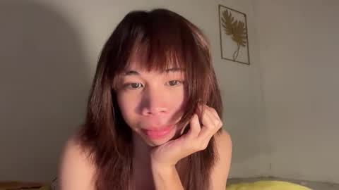 Snapshot of kendall_sue chatting on September 19, 4:24 pm kendall online show from September 19, 4:24 pm