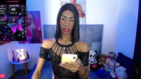 Snapshot of kendallgil chatting on October 7, 2:12 am kendallgil online show from October 7, 2:12 am