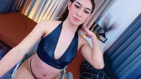 Snapshot of kendrahunter_____ chatting on February 15, 12:27 am Kendra online show from February 15, 12:27 am