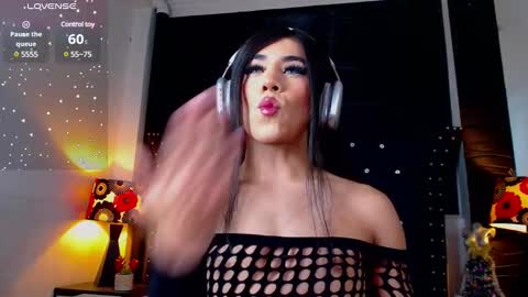 kenia_fox1 online show from January 14, 7:11 pm