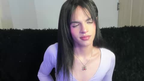 Snapshot of kerly_monroe chatting on October 9, 8:21 pm Kerly online show from October 9, 8:21 pm