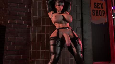 Snapshot of khloe_spicy chatting on February 19, 2:44 pm khloe spicy online show from February 19, 2:44 pm