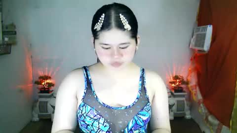 Snapshot of kianna_schmitz chatting on September 18, 5:02 am Your SweetGirl Ts online show from September 18, 5:02 am