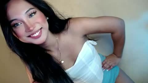 Snapshot of kiera_on_fire chatting on February 10, 6:42 am Kiera online show from February 10, 6:42 am