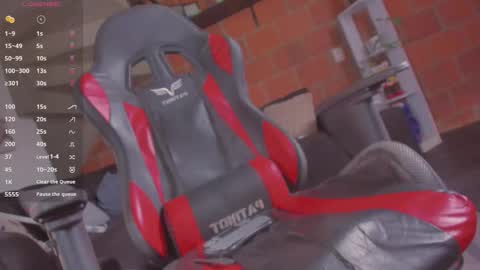 KIM QUEENS online show from October 12, 3:58 pm