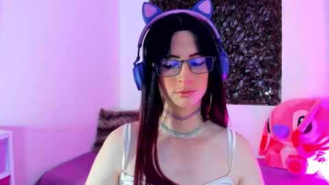 Snapshot of kimberly_thonson chatting on March 9, 9:03 pm kimberly_thonson online show from March 9, 9:03 pm