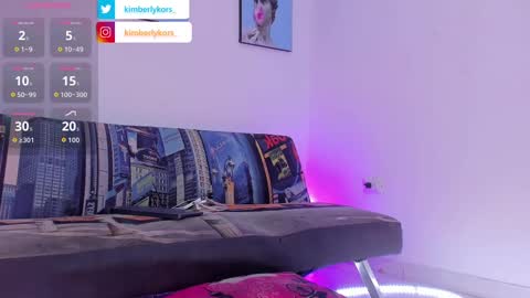 Snapshot of kimberlykors_ chatting on October 8, 10:38 am Kimberly online show from October 8, 10:38 am