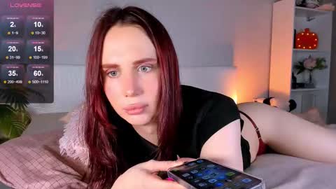 Kira online show from October 18, 12:20 pm