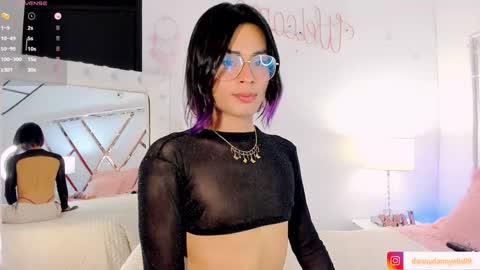 Snapshot of kitty__sexy_ chatting on January 5, 4:36 am dann online show from January 5, 4:36 am