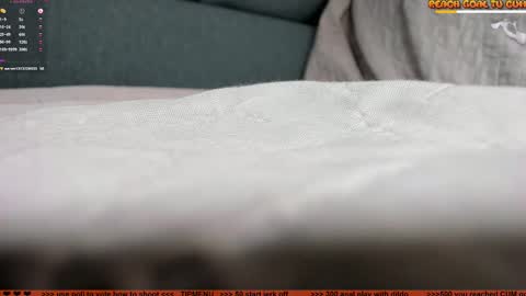 Petra online show from October 4, 7:47 pm
