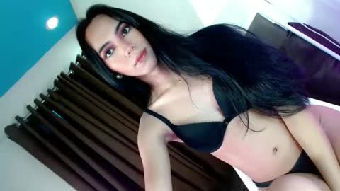 Snapshot of kristine_lux chatting on September 26, 9:34 pm kristine online show from September 26, 9:34 pm
